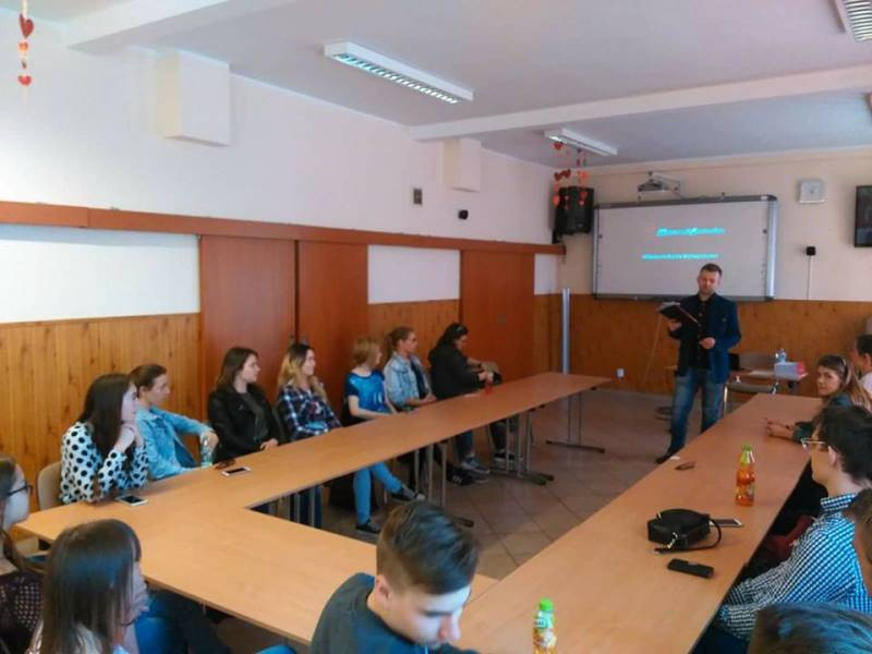 Kurs baristy w ZS CKP w Grubnie oraz podpisana umowa partnerska z 1 Regionalną Bazą Logistyczną w Wałczu