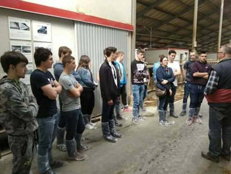 Innowacje systemu utrzymania bydła mlecznego - wizyta w nowoczesnej oborze w Kawęcinie