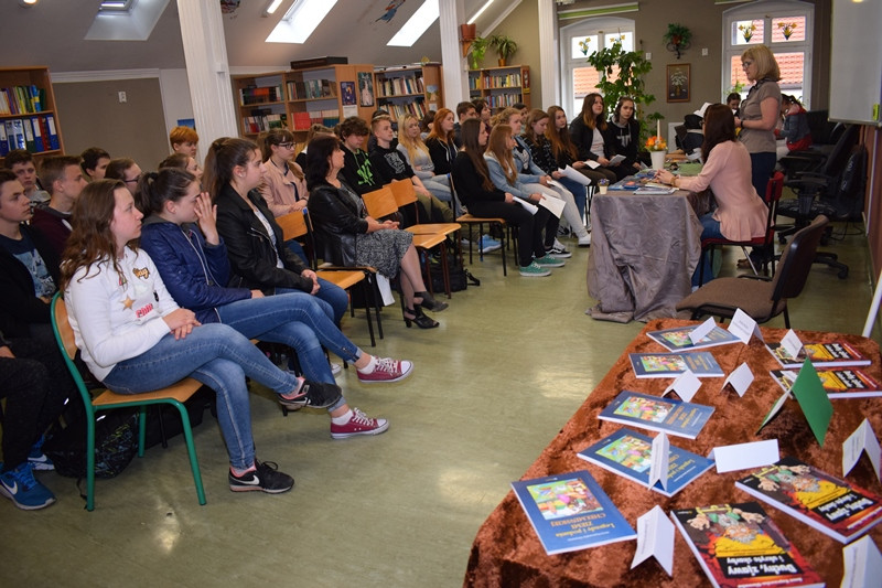 Spotkanie z ciekawym człowiekiem, literaturą, historią regionalną ?