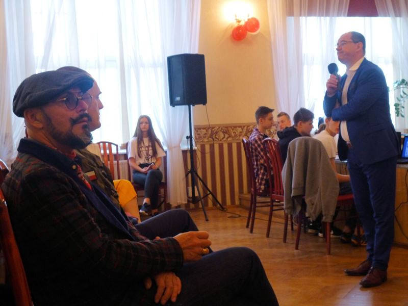 Zespół Szkół nr 2 Chełmnie w gwiazdorskiej obsadzie - gość specjalny Tomasz Jacyków