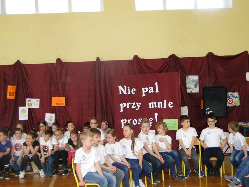 Nie pal przy mnie proszę! Przedstawienie dotyczące zdrowego trybu życia