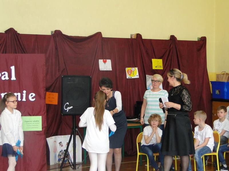 Nie pal przy mnie proszę! Przedstawienie dotyczące zdrowego trybu życia