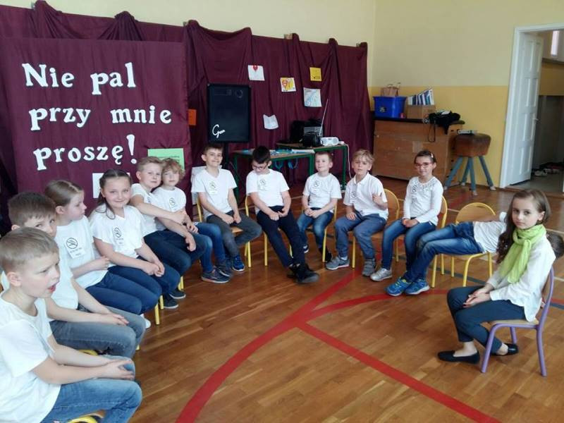 Nie pal przy mnie proszę! Przedstawienie dotyczące zdrowego trybu życia