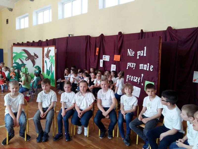Nie pal przy mnie proszę! Przedstawienie dotyczące zdrowego trybu życia