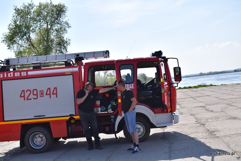 UWAGA ! AKCJA POSZUKIWAŃ 53-letniej kobiety, która w nocy WPADŁA DO WISŁY