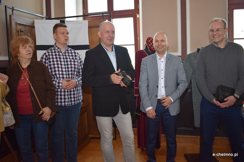Otwarcie wystawy Joanny Kryger ?Z igłą i krzyżykiem przez wieki?