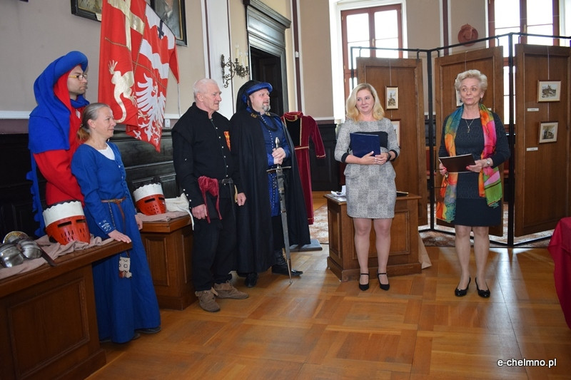 Otwarcie wystawy Joanny Kryger ?Z igłą i krzyżykiem przez wieki?