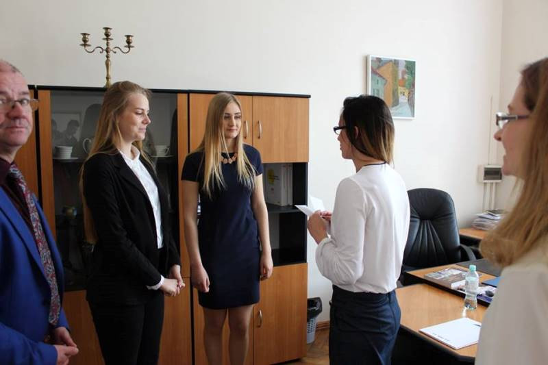 Relacja z uroczystości pożegnania Absolwentów Zespołu Szkół nr 2