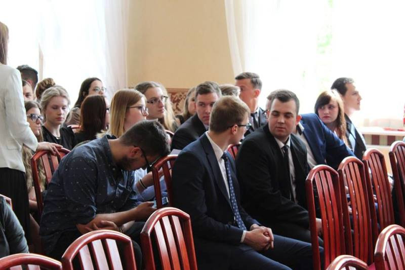 Relacja z uroczystości pożegnania Absolwentów Zespołu Szkół nr 2