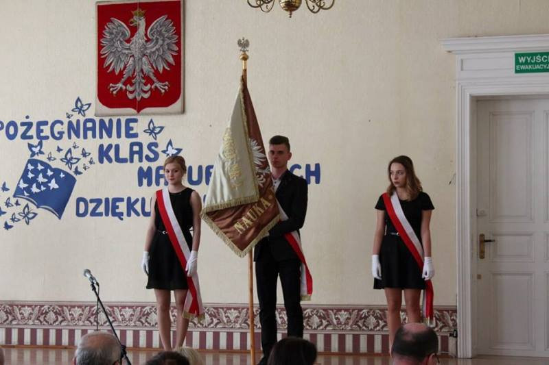 Relacja z uroczystości pożegnania Absolwentów Zespołu Szkół nr 2