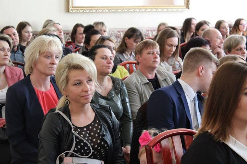 Relacja z uroczystości pożegnania Absolwentów Zespołu Szkół nr 2