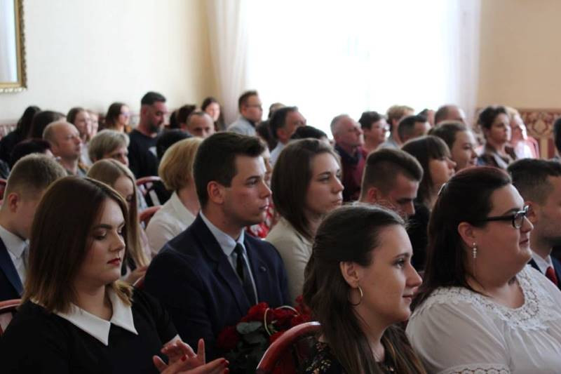 Relacja z uroczystości pożegnania Absolwentów Zespołu Szkół nr 2
