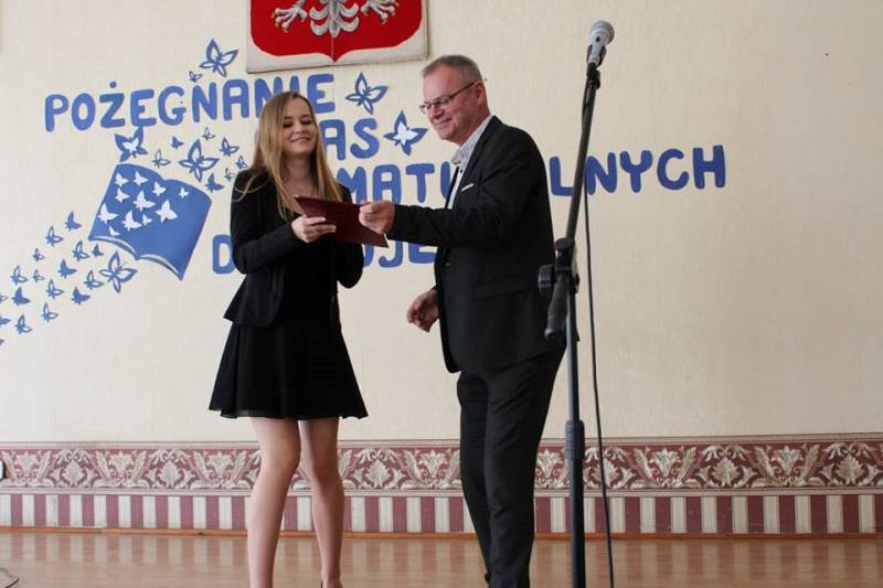 Relacja z uroczystości pożegnania Absolwentów Zespołu Szkół nr 2