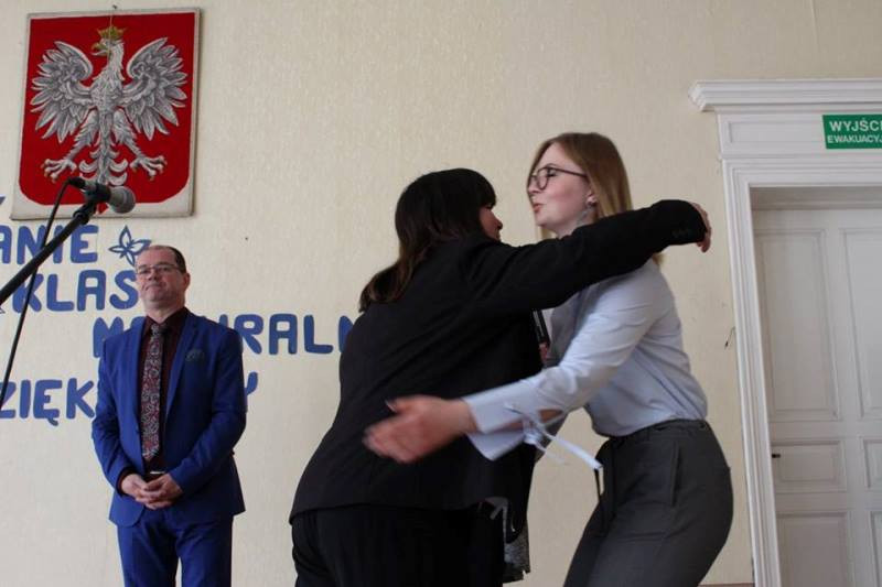 Relacja z uroczystości pożegnania Absolwentów Zespołu Szkół nr 2