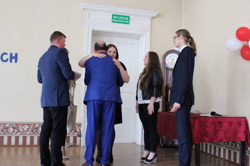 Relacja z uroczystości pożegnania Absolwentów Zespołu Szkół nr 2