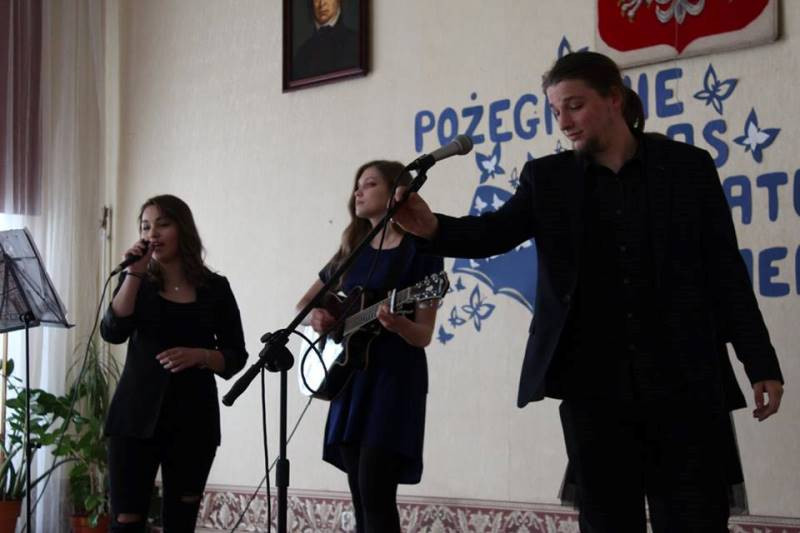 Relacja z uroczystości pożegnania Absolwentów Zespołu Szkół nr 2