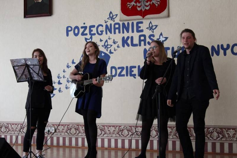 Relacja z uroczystości pożegnania Absolwentów Zespołu Szkół nr 2