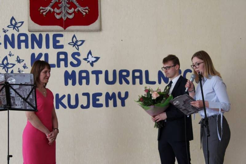 Relacja z uroczystości pożegnania Absolwentów Zespołu Szkół nr 2