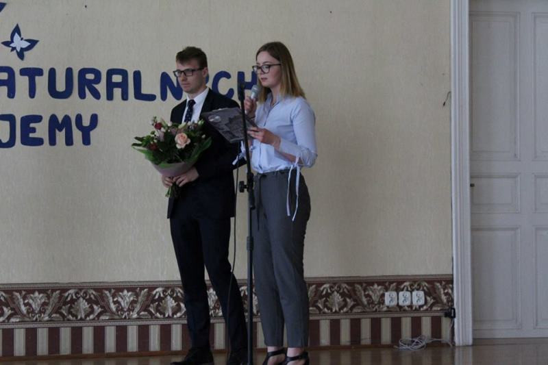 Relacja z uroczystości pożegnania Absolwentów Zespołu Szkół nr 2