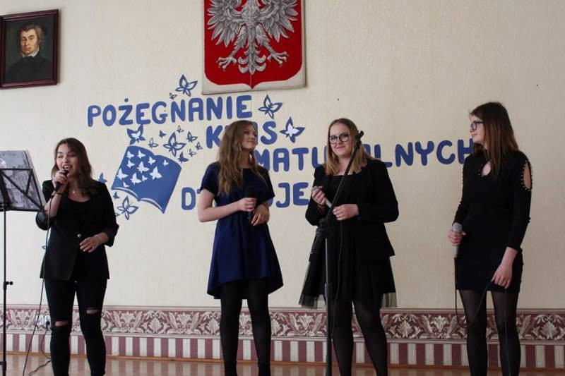 Relacja z uroczystości pożegnania Absolwentów Zespołu Szkół nr 2