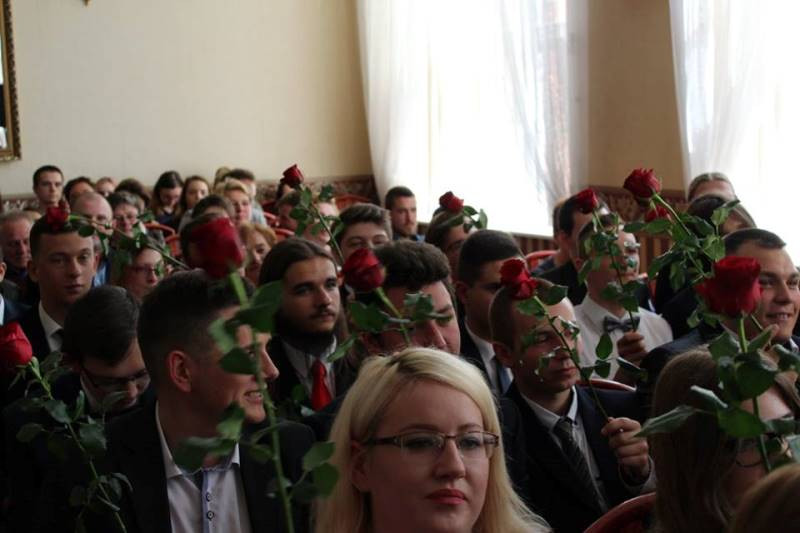 Relacja z uroczystości pożegnania Absolwentów Zespołu Szkół nr 2