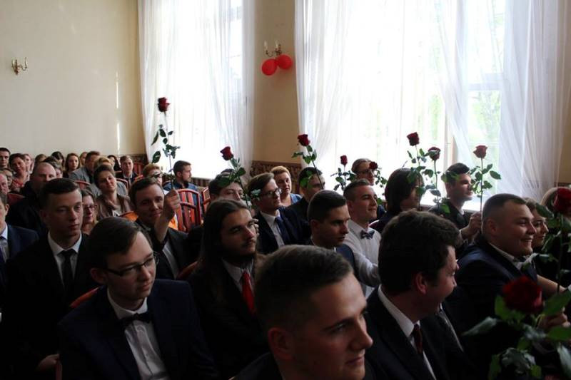 Relacja z uroczystości pożegnania Absolwentów Zespołu Szkół nr 2