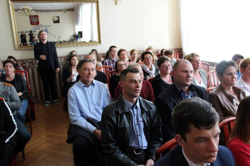 Relacja z uroczystości pożegnania Absolwentów Zespołu Szkół nr 2