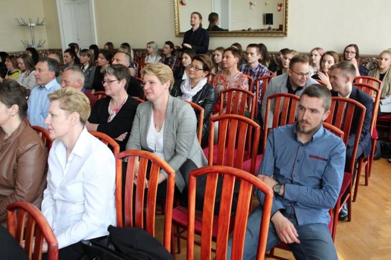 Relacja z uroczystości pożegnania Absolwentów Zespołu Szkół nr 2