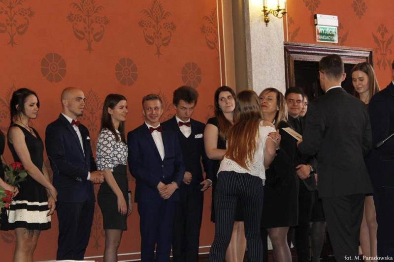 Licealiści zakończyli trzyletni etap nauki - powodzenia na maturze