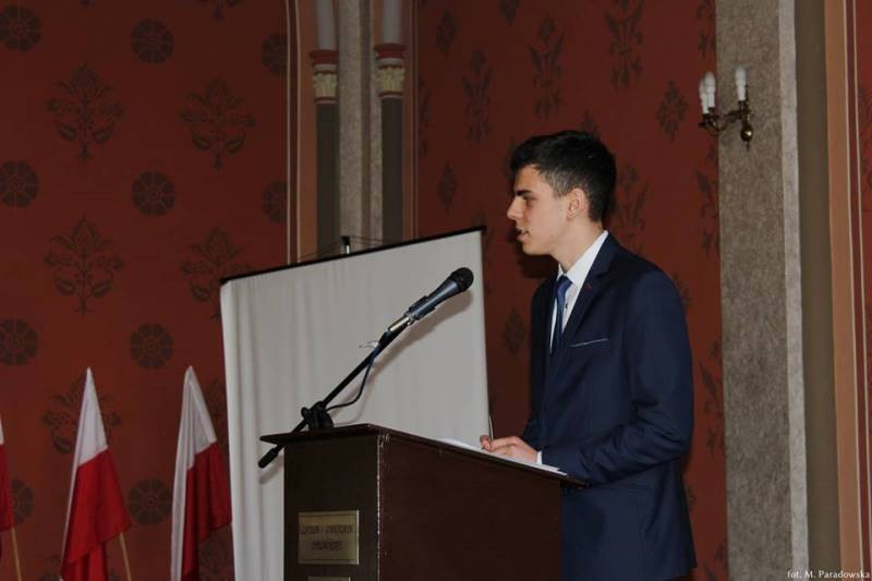 Licealiści zakończyli trzyletni etap nauki - powodzenia na maturze