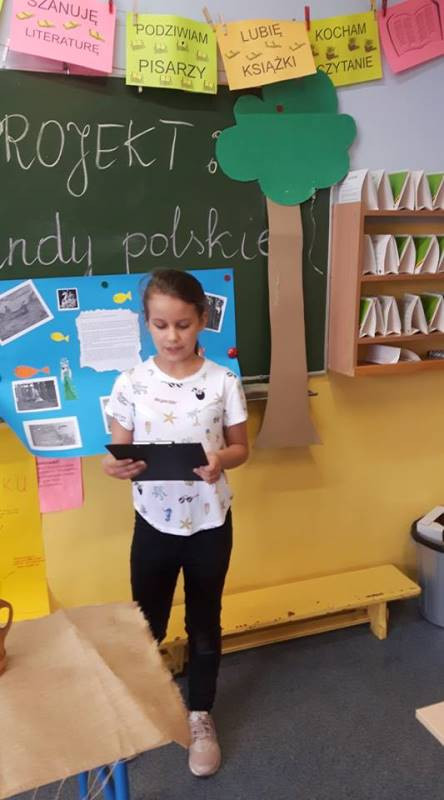 Polskie legendy na wesoło i program ?Tańce rewii i musicali? w Czwórce
