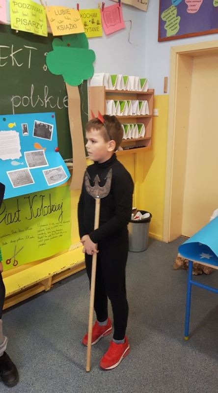 Polskie legendy na wesoło i program ?Tańce rewii i musicali? w Czwórce