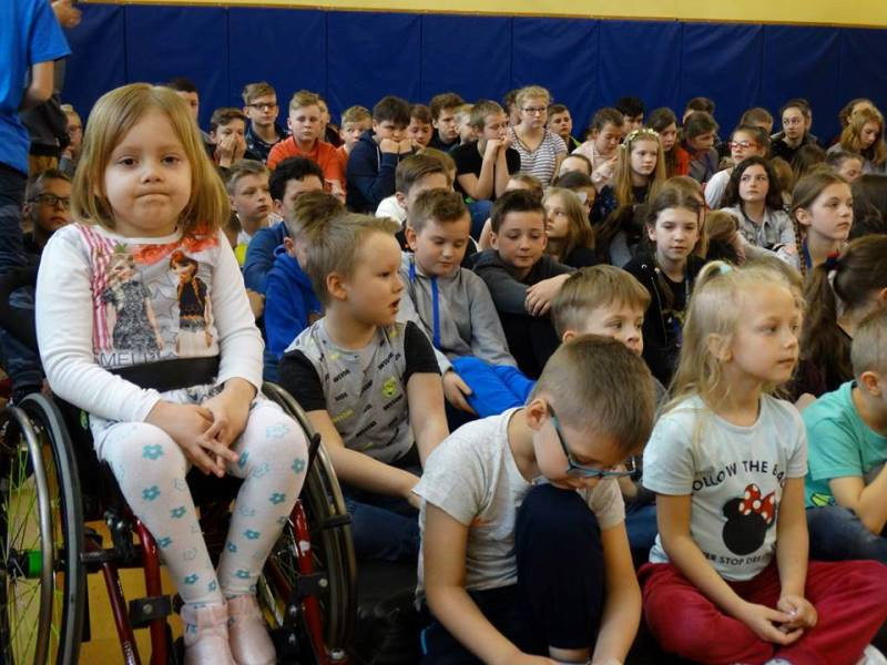 Polskie legendy na wesoło i program ?Tańce rewii i musicali? w Czwórce