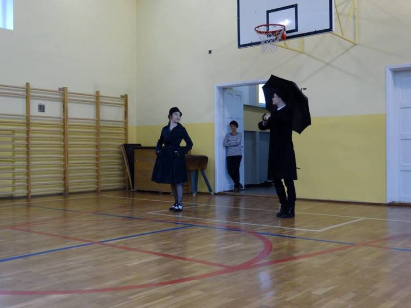 Polskie legendy na wesoło i program ?Tańce rewii i musicali? w Czwórce