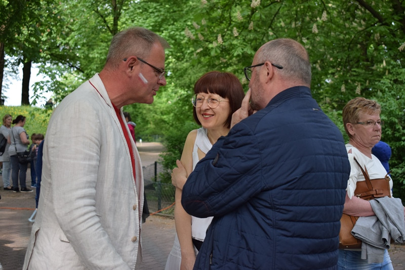 W biało-czerwonych barwach: Zabawy w Dniu Flagi