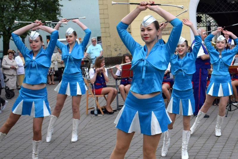 Koncert Orkiestry Dętej, Tancerek i Mażoretek CHDK: 