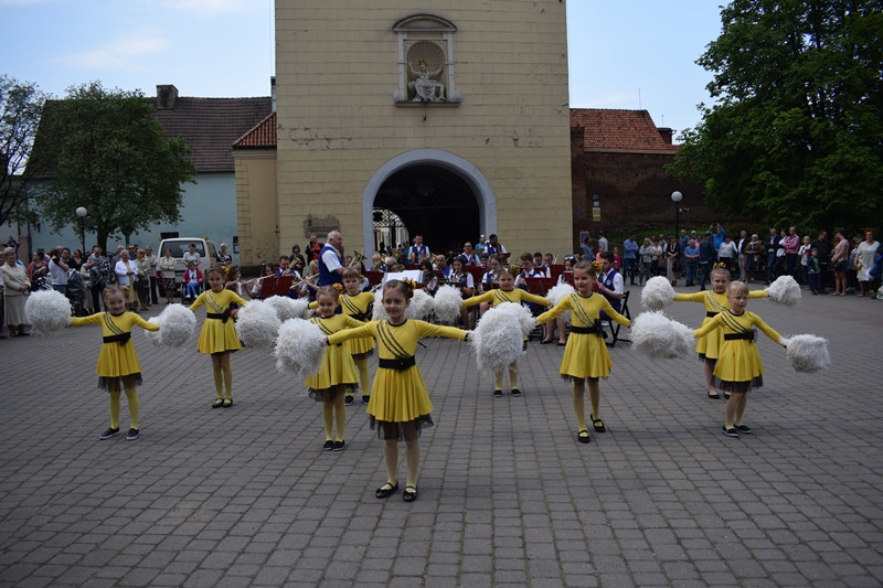 Koncert Orkiestry Dętej, Tancerek i Mażoretek CHDK: 