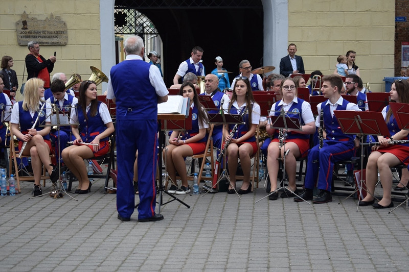 Koncert Orkiestry Dętej, Tancerek i Mażoretek CHDK: 