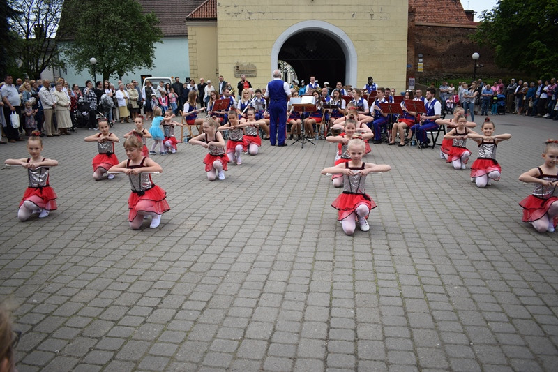 Koncert Orkiestry Dętej, Tancerek i Mażoretek CHDK: 