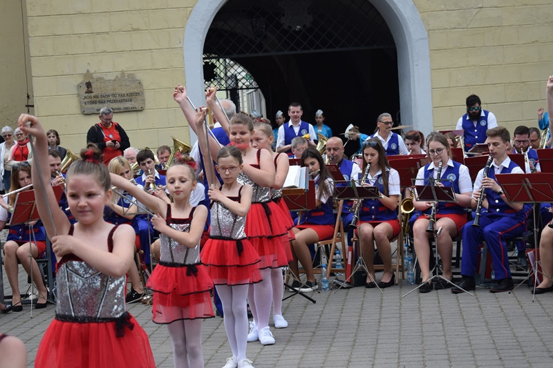Koncert Orkiestry Dętej, Tancerek i Mażoretek CHDK: 
