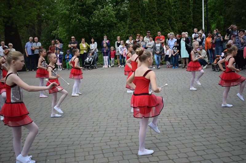 Koncert Orkiestry Dętej, Tancerek i Mażoretek CHDK: 