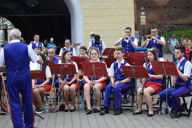 Koncert Orkiestry Dętej, Tancerek i Mażoretek CHDK: 