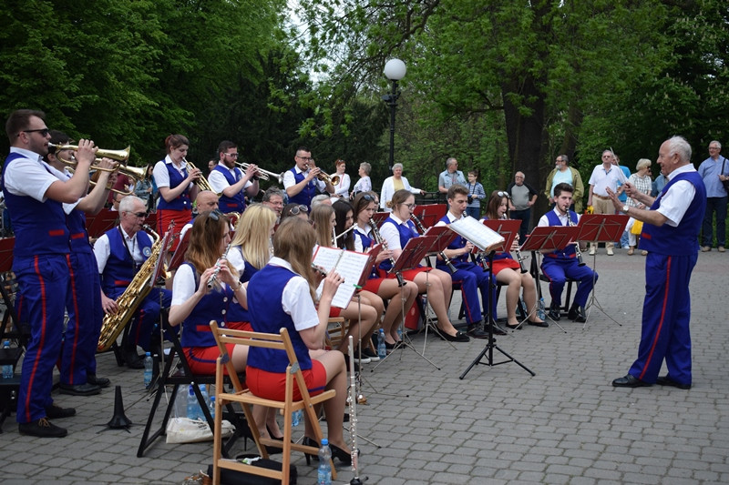 Koncert Orkiestry Dętej, Tancerek i Mażoretek CHDK: 