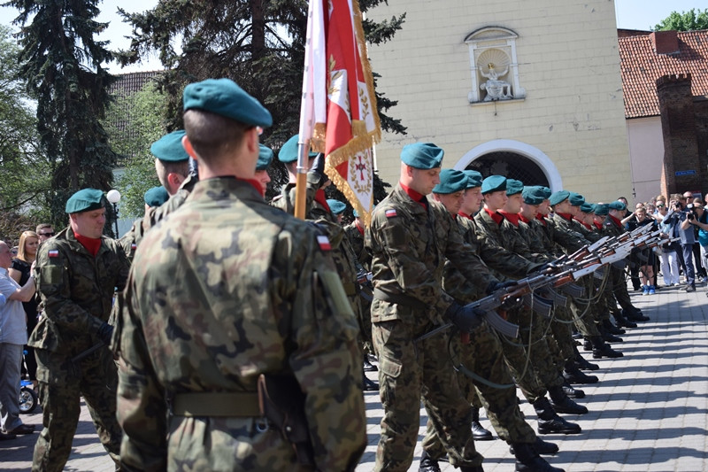 Uroczystość przy Grobie Nieznanego Żołnierza w rocznicę uchwalenia Konstytucji 3 Maja