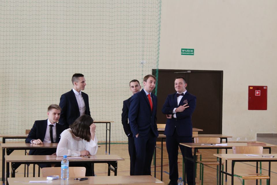 Maturzyści, trzymamy za Was kciuki ! Dziś zaczął się maraton maturalny