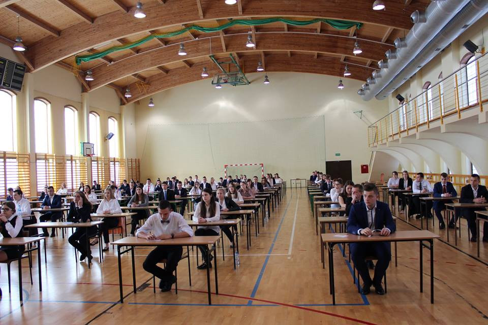 Maturzyści, trzymamy za Was kciuki ! Dziś zaczął się maraton maturalny