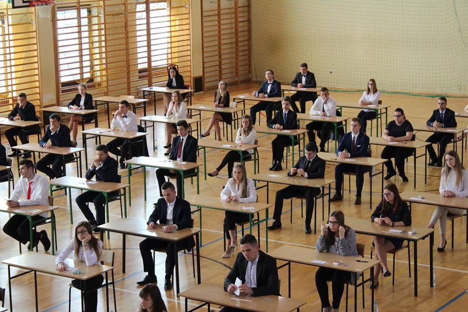 Maturzyści, trzymamy za Was kciuki ! Dziś zaczął się maraton maturalny