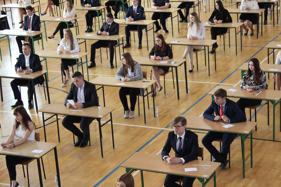 Maturzyści, trzymamy za Was kciuki ! Dziś zaczął się maraton maturalny