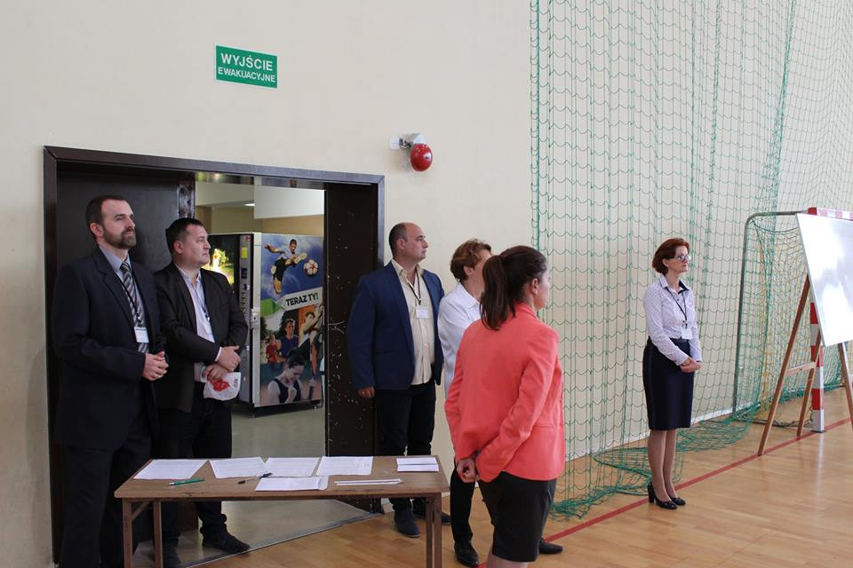 Maturzyści, trzymamy za Was kciuki ! Dziś zaczął się maraton maturalny