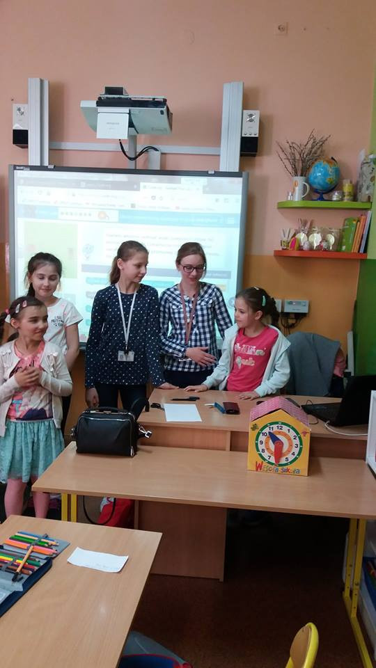 Zabawa ?Koszyk zagadek informatycznych? i zajęcia z programowania w Scratchu